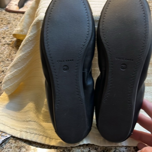 Cole Haan slip on leather ballet NWT size 6 1/2 - Picture 3 of 7